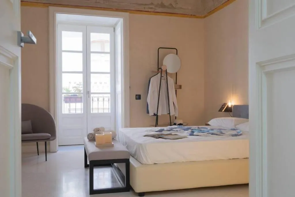 Apartment Appartamento Nobiliare Design A 2 Passi Dal Mare Cefalu